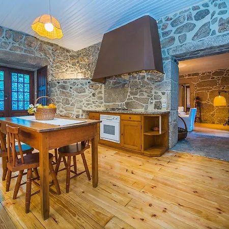 Farm stay Casas De Massinos Barroselas