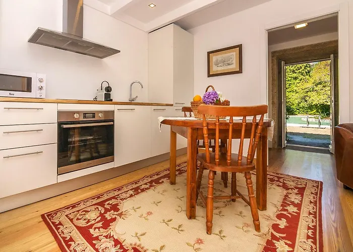 Casas De Massinos Farm stay Barroselas