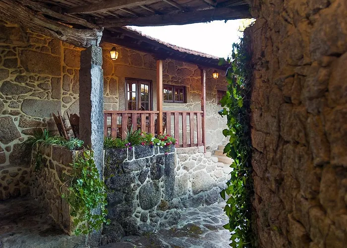 Casas De Massinos * Barroselas